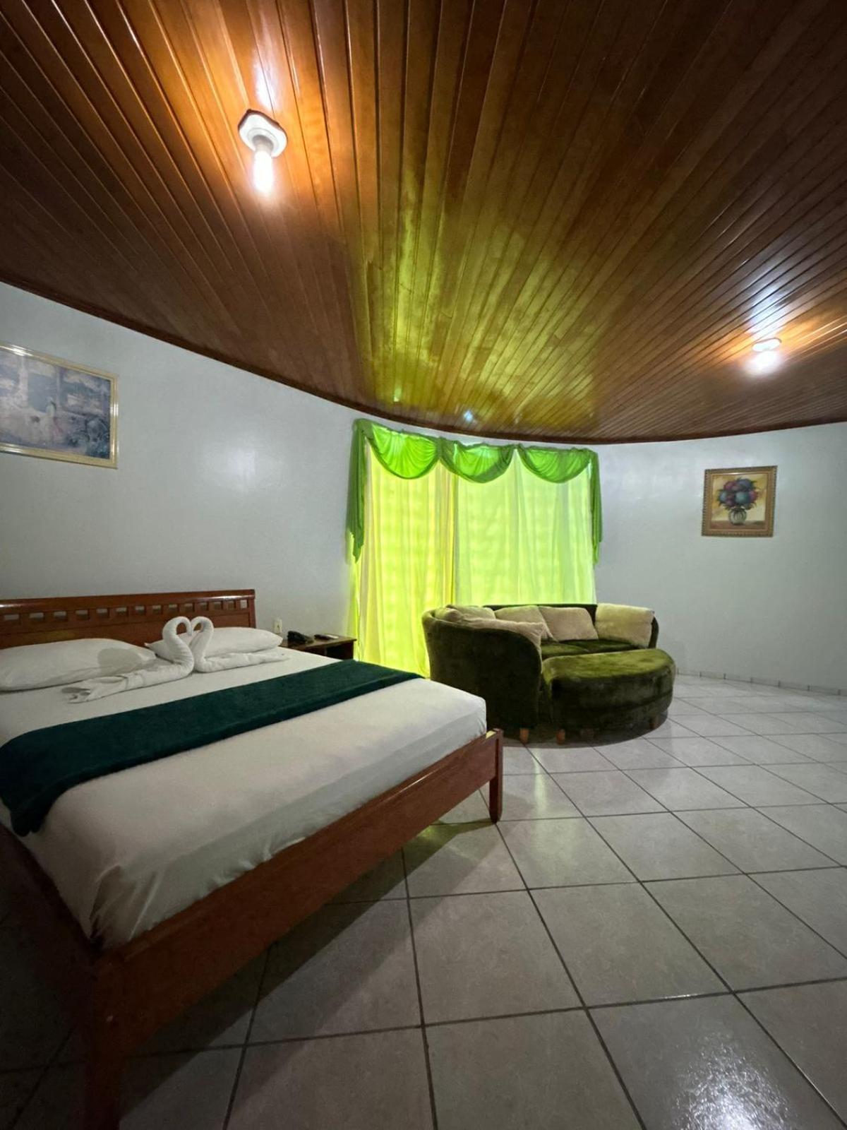 Swamy Hotel Cruzeiro do Sul  Zimmer foto